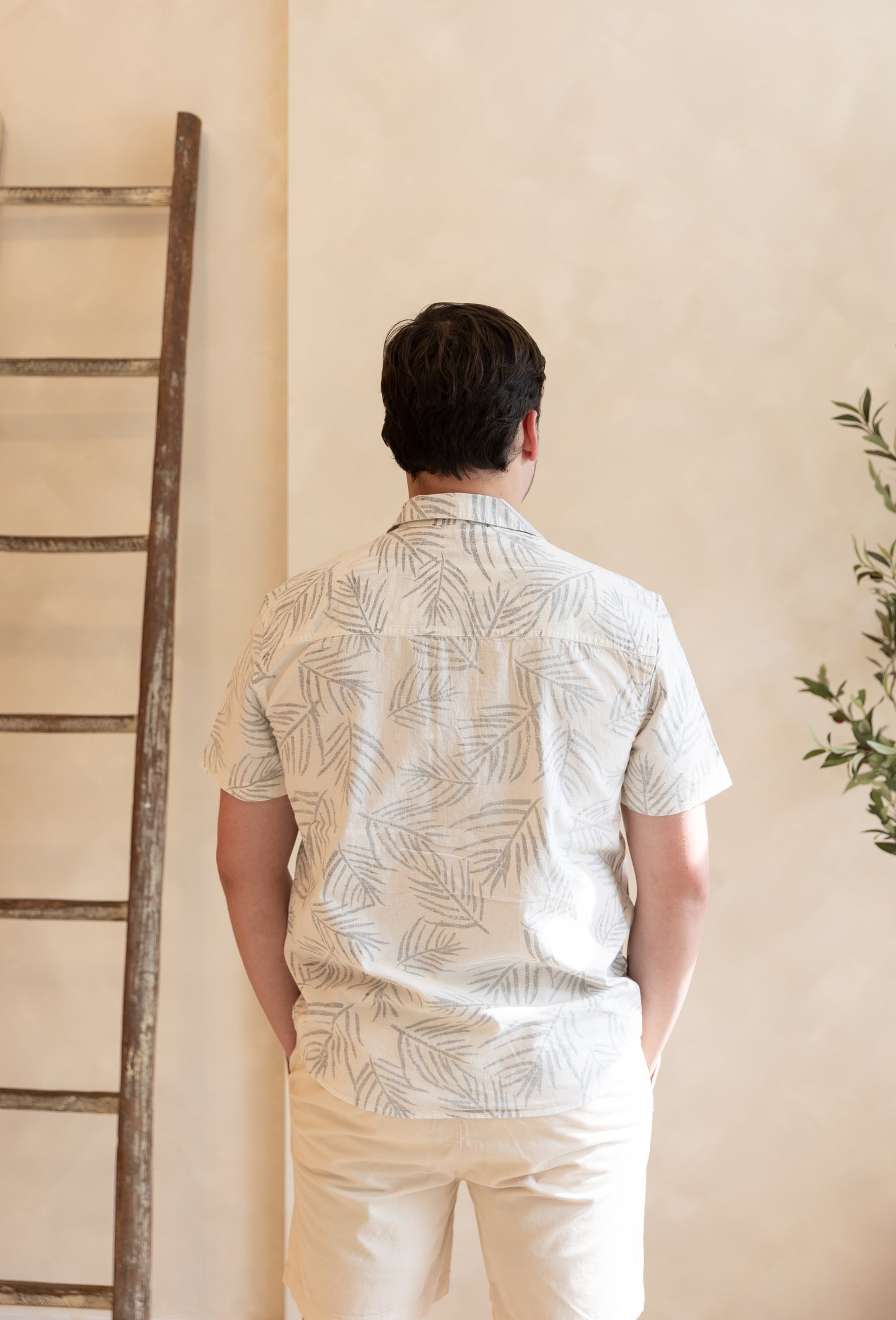 Palm Leaf Button Up